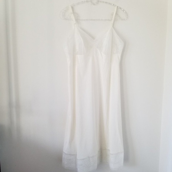 Vanity Fair Other - Vanity Fair Womens Vintage Slip Ivory Lace Trim Midi Dress USA Fairy Sz 36